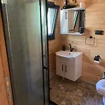 Reflections Camp * פאראליה