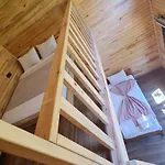 Reflections Camp אתר קמפינג פאראליה