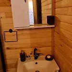Reflections Camp פאראליה