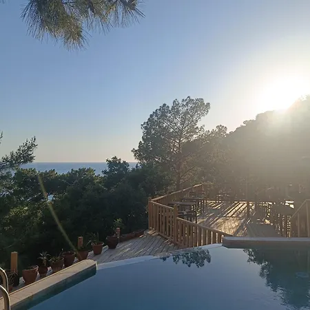 Reflections Camp Camping Faralya