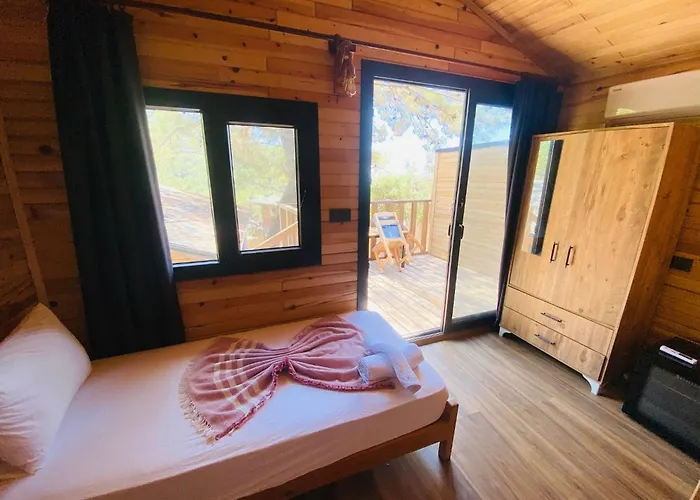 Reflections Camp אתר קמפינג *