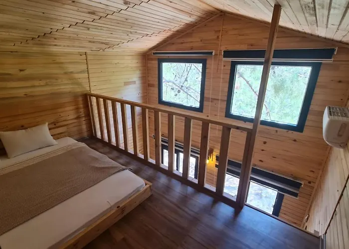 Kemping Reflections Camp *